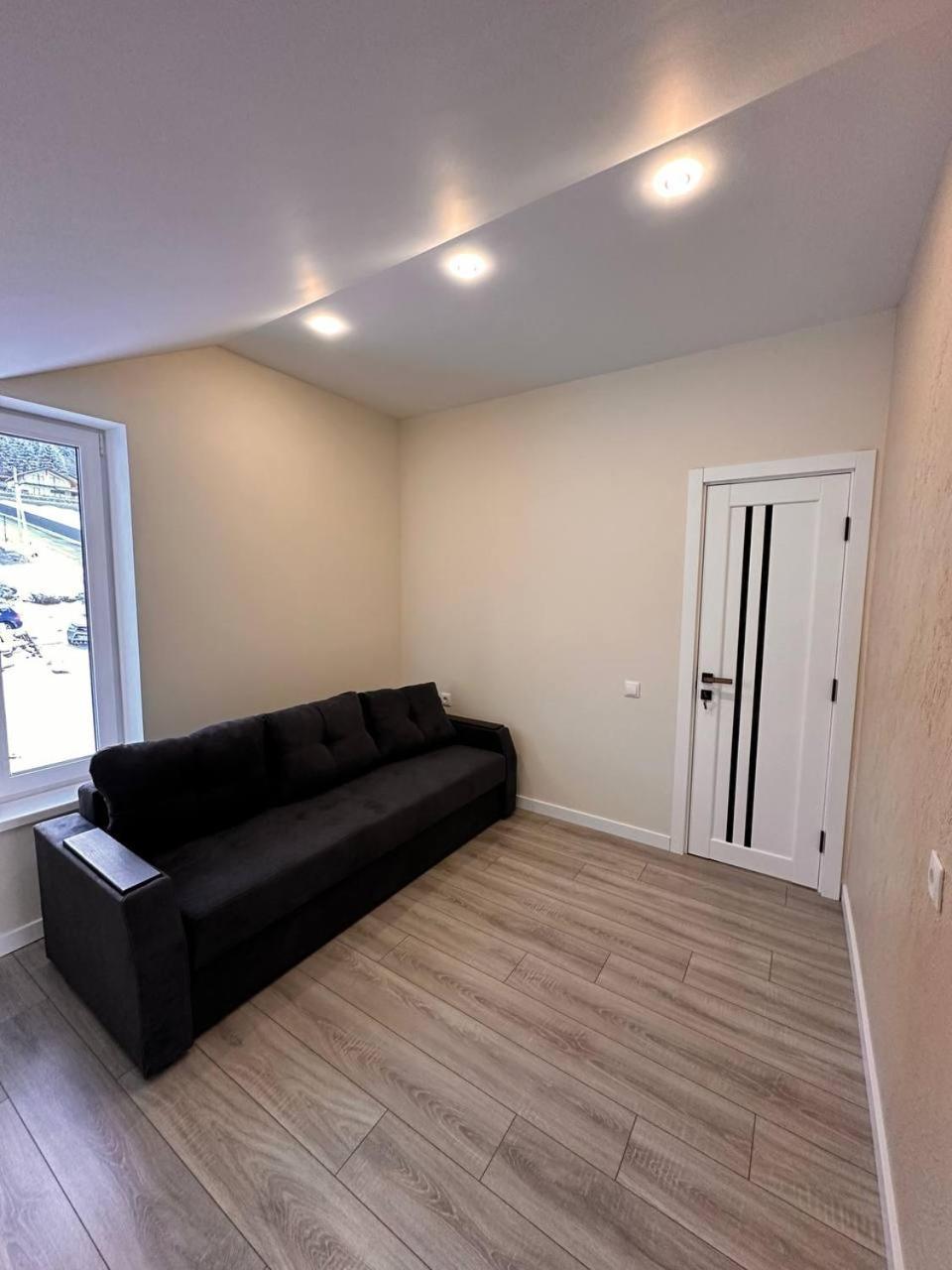 Park House Apartment Palyanytsya Exterior photo